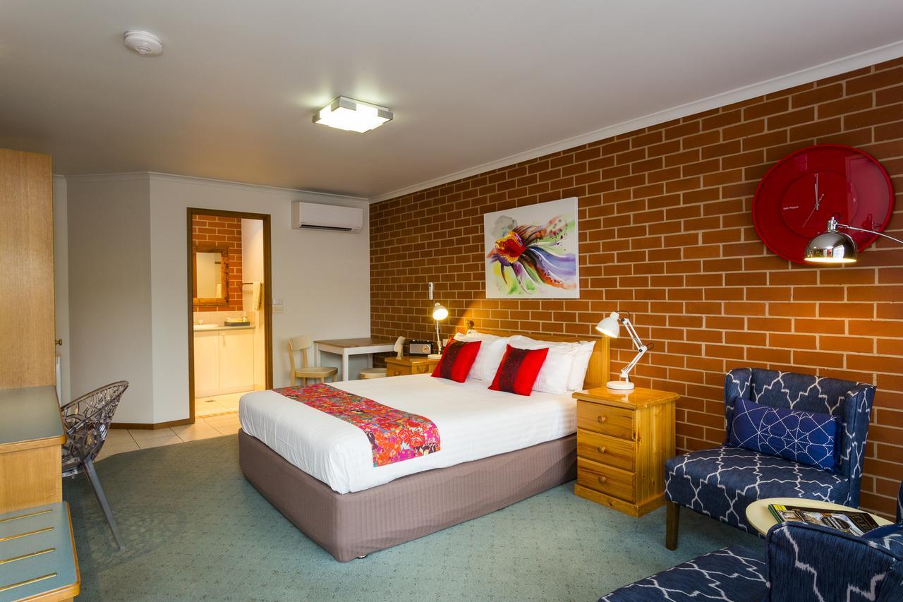 Yackandandah Central Motel