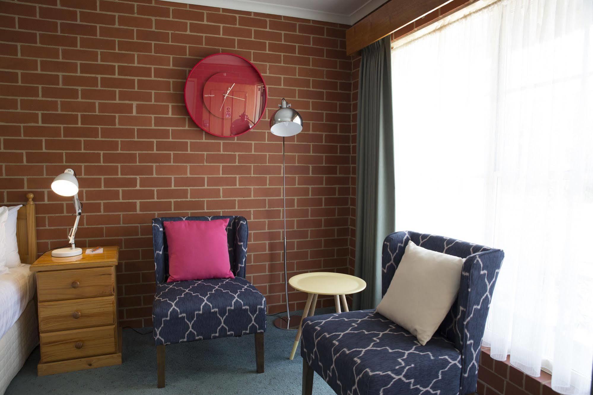 Yackandandah Central Motel 4*